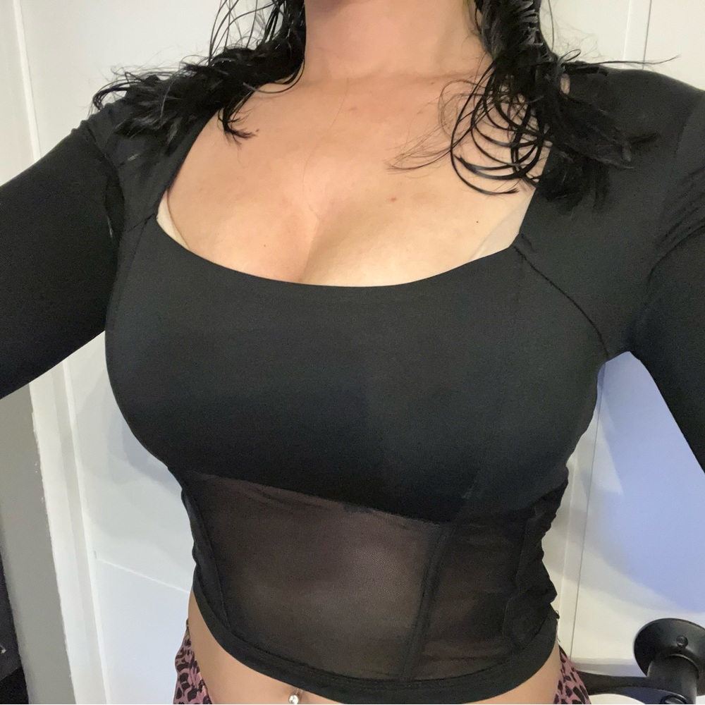 Goth Lace Trim crop tops size Small - Picture 6 of 9